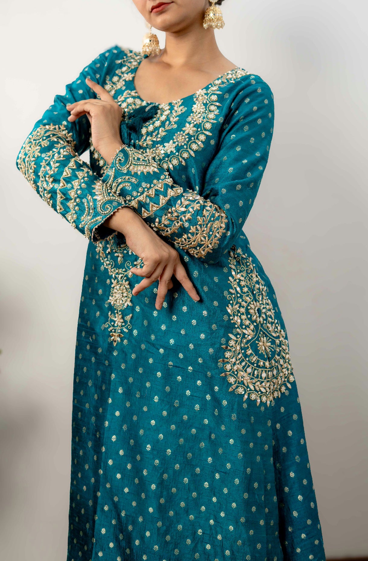 RESHAM KI MEHFIL SUIT SET