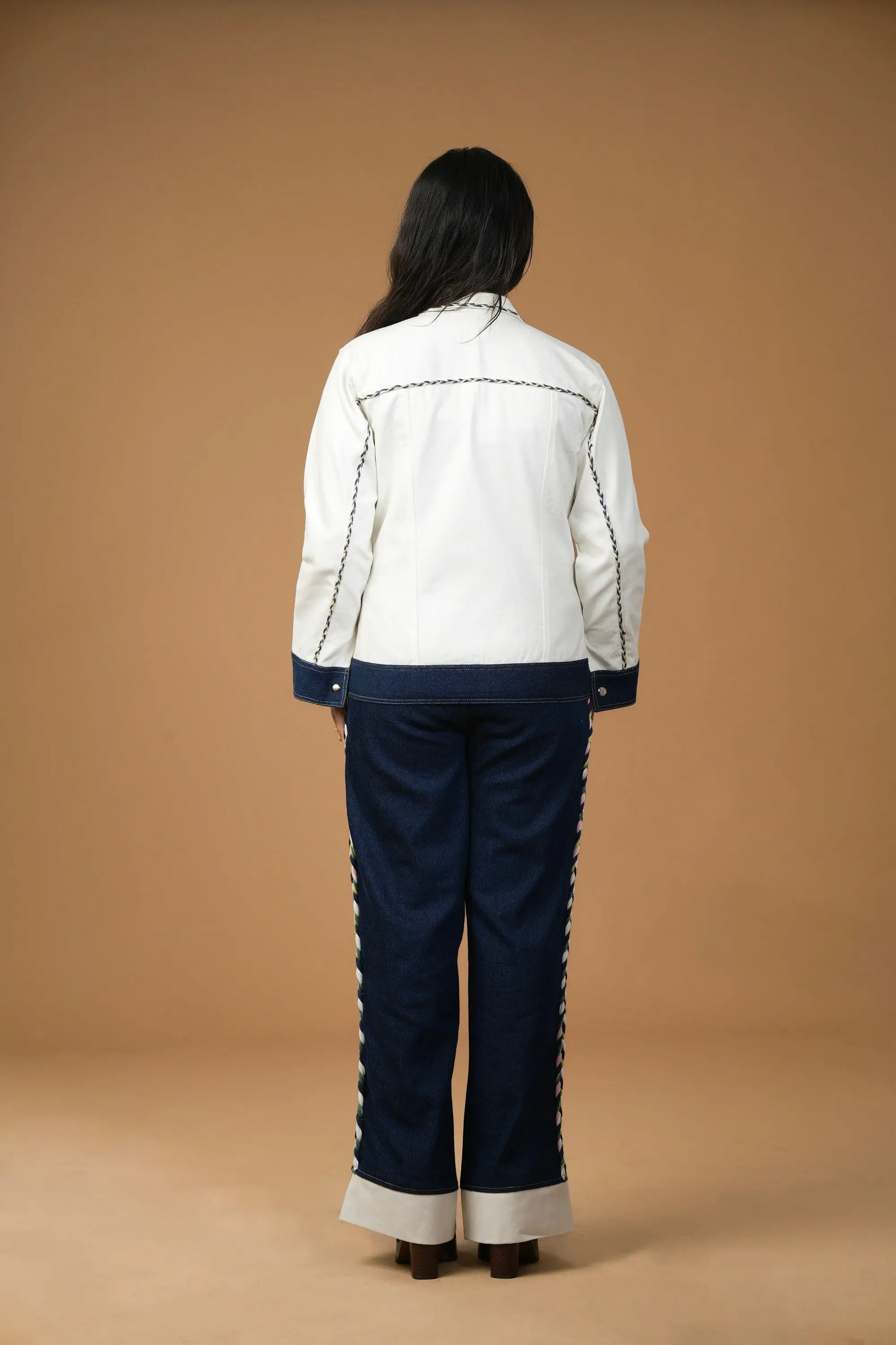 WHITE AND BLUE ZIPPER CORD SET Label By Mohita