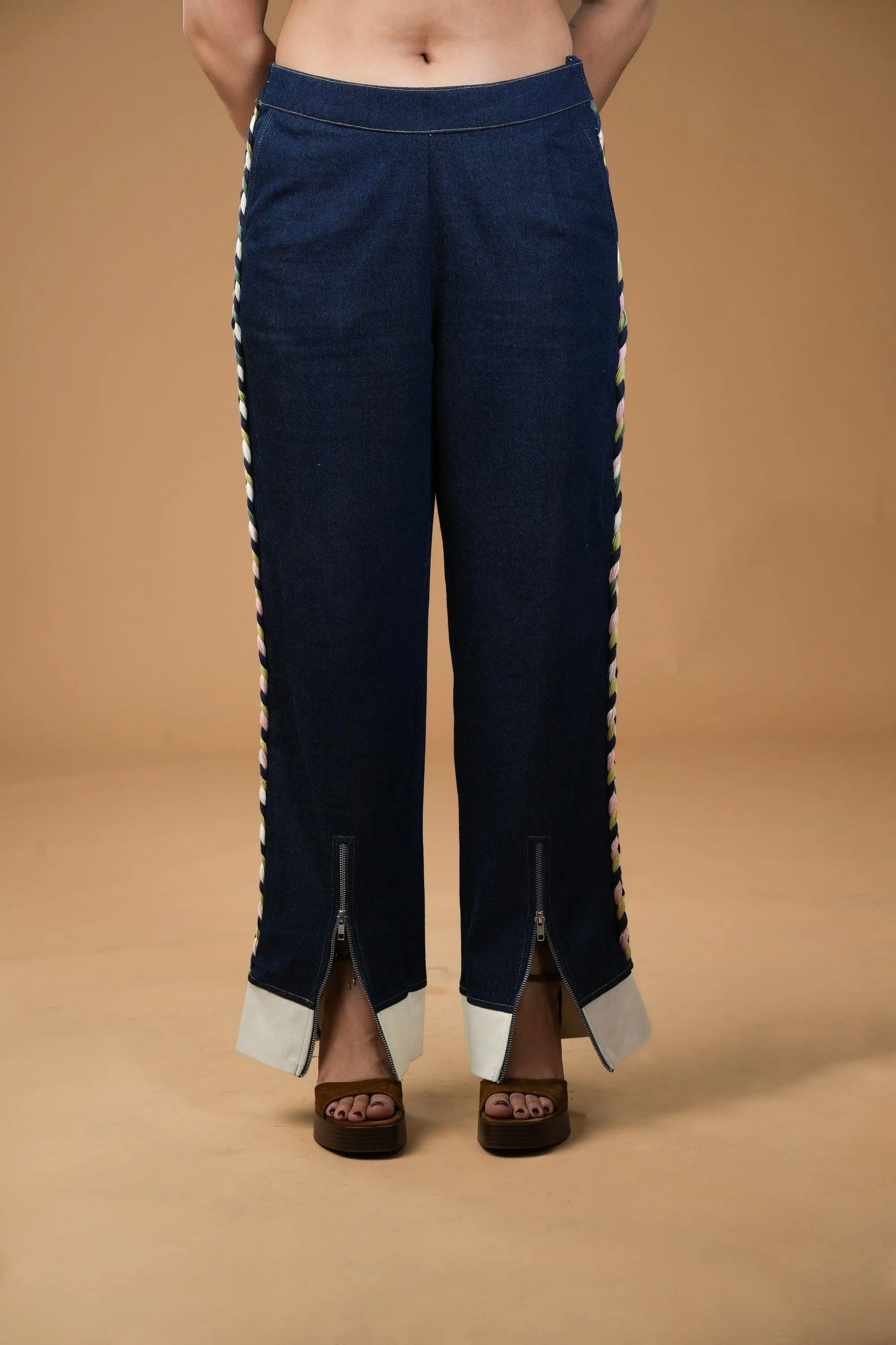 WHITE AND BLUE ZIPPER CORD SET Label By Mohita